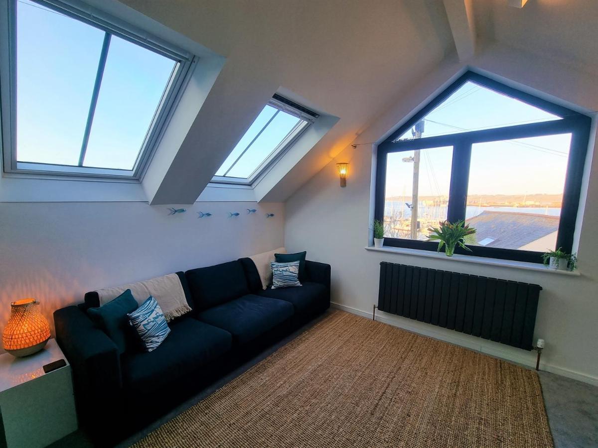 The Bunker-Luxe Central Falmouth Getaway With Stunning Sea Views Exteriör bild