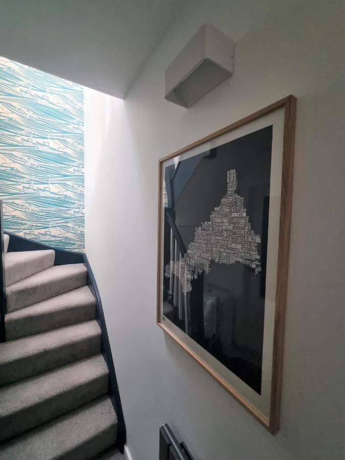 The Bunker-Luxe Central Falmouth Getaway With Stunning Sea Views Exteriör bild