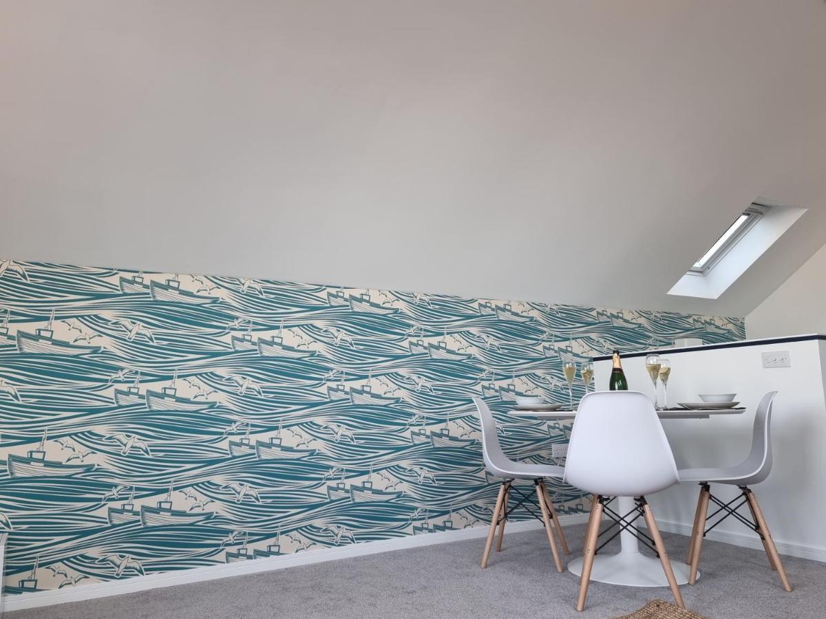 The Bunker-Luxe Central Falmouth Getaway With Stunning Sea Views Exteriör bild